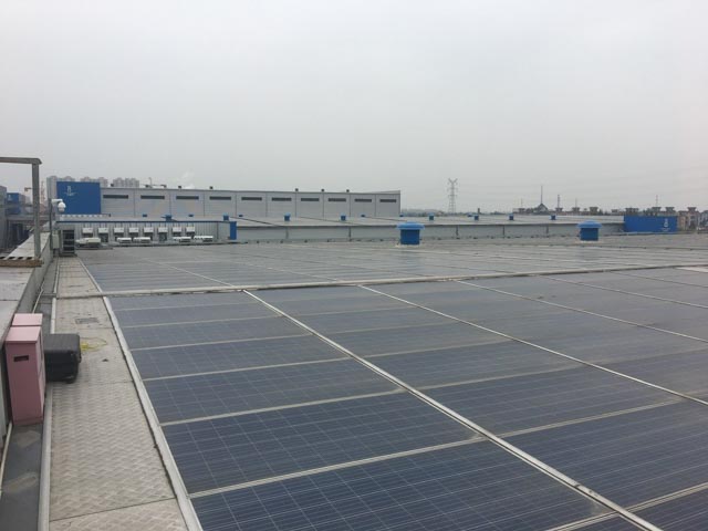 O custo de não usar dispositivos de desligamento rápido em projetos solares